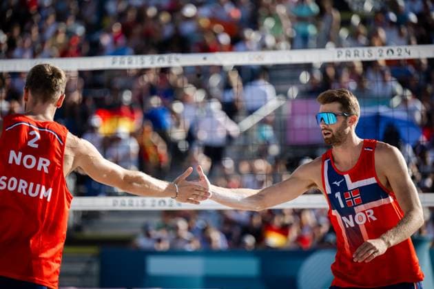 240808 Anders Mol and Christian Sorum of Norway in a men s beach volleyball semifinal match between Germany and Norway during day 13 of the Paris 2024 Olympics on August 8, 2024 in Paris Photo Jon Olav Nesvold BILDBYRAN COP 217 JE0103 beachvolleyboll beach volleyball sandvolleyball paris 2024 olympics day 13 germany norway bbeng jubel  Copyright: JONxOLAVxNESVOLD BB240808JE060