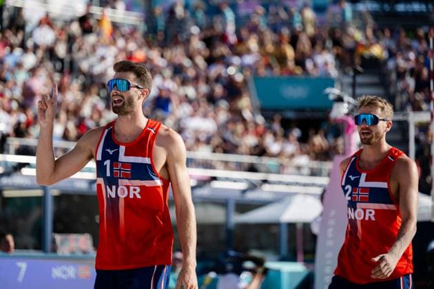 240808 Anders Mol and Christian Sorum of Norway in a men s beach volleyball semifinal match between Germany and Norway during day 13 of the Paris 2024 Olympics on August 8, 2024 in Paris Photo Jon Olav Nesvold BILDBYRAN COP 217 JE0103 beachvolleyboll beach volleyball sandvolleyball paris 2024 olympics day 13 germany norway bbeng jubel  Copyright: JONxOLAVxNESVOLD BB240808JE061