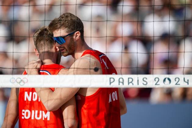 240808 Anders Mol and Christian Sorum of Norway in a men s beach volleyball semifinal match between Germany and Norway during day 13 of the Paris 2024 Olympics on August 8, 2024 in Paris Photo Jon Olav Nesvold BILDBYRAN COP 217 JE0103 beachvolleyboll beach volleyball sandvolleyball paris 2024 olympics day 13 germany norway bbeng depp  Copyright: JONxOLAVxNESVOLD BB240808JE064