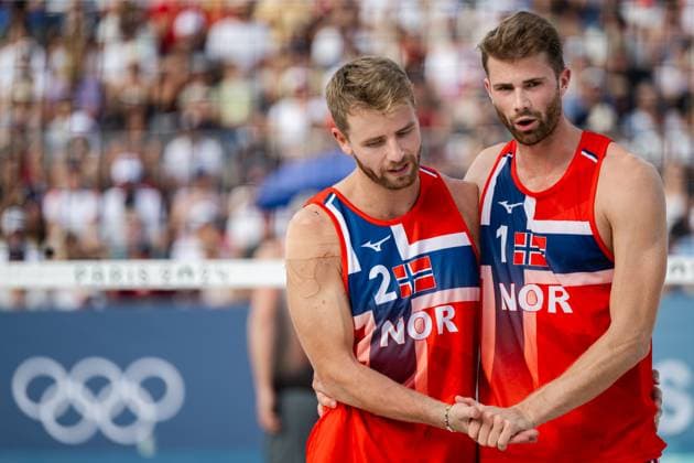 240808 Anders Mol and Christian Sorum of Norway in a men s beach volleyball semifinal match between Germany and Norway during day 13 of the Paris 2024 Olympics on August 8, 2024 in Paris Photo Jon Olav Nesvold BILDBYRAN COP 217 JE0103 beachvolleyboll, beach volleyball, sandvolleyball,paris 2024 oly  Copyright: JONxOLAVxNESVOLD BB240808JE076