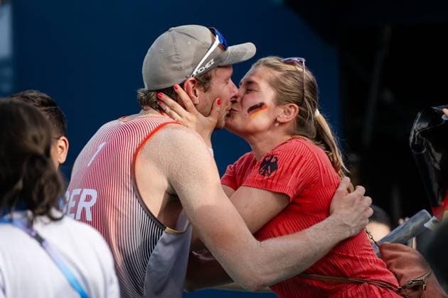 Sport Themen der Woche KW32 Sport Bilder des Tages 240808 Nils Ehlers of Germany celebrate after a men s Beach volleyball, Beachvolleyball semifinal match between Germany and Norway during day 13 of the Paris 2024 Olympics on August 8, 2024 in Paris. Photo: Jon Olav Nesvold BILDBYRAN COP 217 JE0103 beachvolleyboll beach volleyball sandvolleyball paris 2024 olympics day 13 germany - norway bbeng jubel *** 240808 Nils Ehlers of Germany celebrate after a men s beach volleyball semifinal match between Germany and Norway during day 13 of the Paris 2024 Olympics on August 8, 2024 in Paris Photo Jon Olav Nesvold BILDBYRAN COP 217 JE0103 beachvolleyboll beach volleyball sandvolleyball paris 2024 olympics day 13 germany norway bbeng jubel  Copyright: JONxOLAVxNESVOLD BB240808JE096