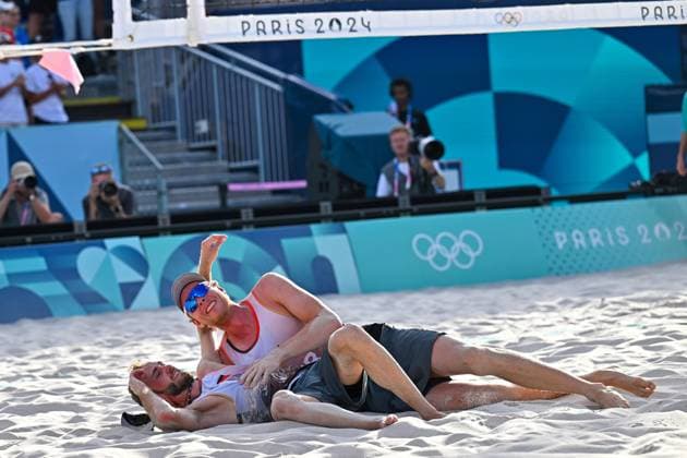 Olympic Games Beach Volleyball Paris 08 08 2024 Semi-finals, Men, GER NOR, Nils Ehlers 1, GER , Clemens Wickler 2, GER , Copyright: xBEAUTIFULxSPORTS TomxBlochx