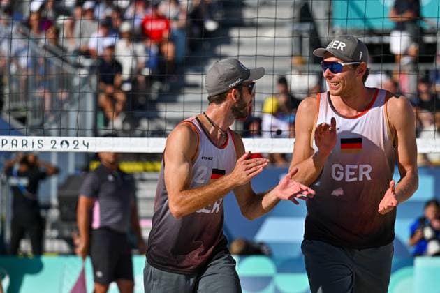 Olympic Games Beach Volleyball Paris 08 08 2024 Semi-finals, Men, GER NOR, Nils Ehlers 1, GER , Clemens Wickler 2, GER , Copyright: xBEAUTIFULxSPORTS TomxBlochx