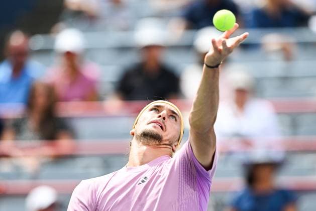 ATP National Bank Open 2024 MONTREAL, QC, CANADA AUGUST 08 Alexander Zverev GER serves the ball during a second round match at ATP National Bank Open on August 08, 2024 at IGA Stadium in Montreal, QC, Canada Photo by David Kirouac Copyright: xBEAUTIFULxSPORTS Kirouacx