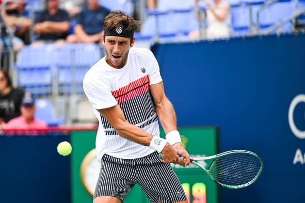 MONTREAL, QC - AUGUST 08: Tomas Martin Etcheverry (ARG) returns the ball during a second round match at ATP, Tennis Herren National Bank Open on August 08, 2024 at IGA Stadium in Montreal, QC (Photo by David Kirouac Icon Sportswire) TENNIS: AUG 08 National Bank Open EDITORIAL USE ONLY Icon240808037