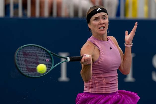 TORONTO, ON - AUGUST 08: Elina Svitolina of Ukraine hits a shot during her second round match of the National Bank Open, part of the WTA, Tennis Damen Tour, at Sobeys Stadium on August 8, 2024 in Toronto, Canada. (Photo by Julian Avram Icon Sportswire) TENNIS: AUG 08 National Bank Open EDITORIAL USE ONLY Icon2408080100