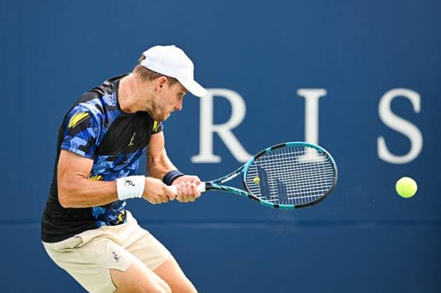 MONTREAL, QC - AUGUST 08: James Duckworth (AUS) returns the ball during a second round match at ATP, Tennis Herren National Bank Open on August 08, 2024 at IGA Stadium in Montreal, QC (Photo by David Kirouac Icon Sportswire) TENNIS: AUG 08 National Bank Open EDITORIAL USE ONLY Icon240808049