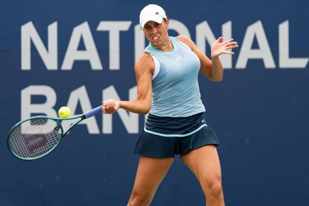 TORONTO, ON - AUGUST 08: Madison Keys of the United States hits a shot during her second round match of the National Bank Open, part of the WTA, Tennis Damen Tour, at Sobeys Stadium on August 8, 2024 in Toronto, Canada. (Photo by Julian Avram Icon Sportswire) TENNIS: AUG 08 National Bank Open EDITORIAL USE ONLY Icon2408080225