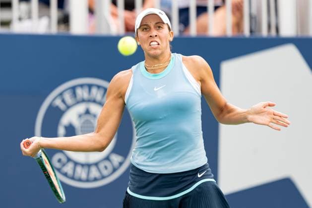 TORONTO, ON - AUGUST 08: Madison Keys of the United States hits a shot during her second round match of the National Bank Open, part of the WTA, Tennis Damen Tour, at Sobeys Stadium on August 8, 2024 in Toronto, Canada. (Photo by Julian Avram Icon Sportswire) TENNIS: AUG 08 National Bank Open EDITORIAL USE ONLY Icon2408080261