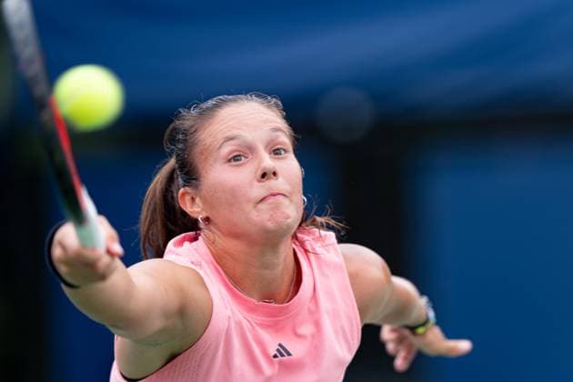 TORONTO, ON - AUGUST 08: Daria Kasatkina of Russia hits a shot during her second round match of the National Bank Open, part of the WTA, Tennis Damen Tour, at Sobeys Stadium on August 8, 2024 in Toronto, Canada. (Photo by Julian Avram Icon Sportswire) TENNIS: AUG 08 National Bank Open EDITORIAL USE ONLY Icon2408080287
