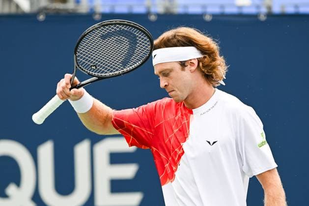 MONTREAL, QC - AUGUST 08: Andrey Rublev reacts after missing a point during a second round match at ATP, Tennis Herren National Bank Open on August 08, 2024 at IGA Stadium in Montreal, QC (Photo by David Kirouac Icon Sportswire) TENNIS: AUG 08 National Bank Open EDITORIAL USE ONLY Icon240808033