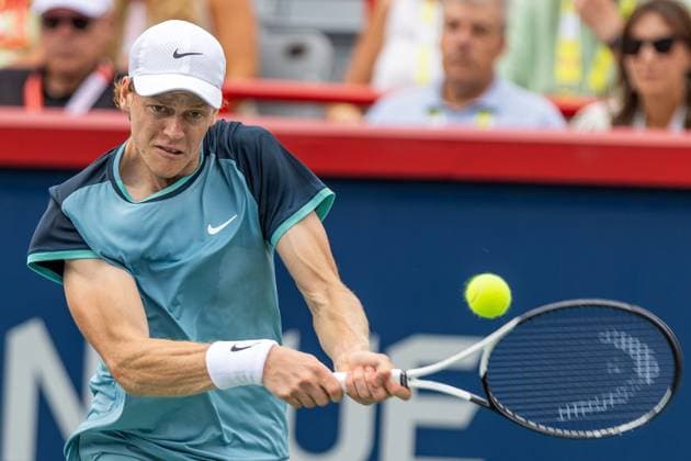 August 8, 2024, Montreal, Quebec, Canada: JANNIK SINNER from Italia backhand shot in second set against Borna Coric from Croatia in second round of Canadian Open at IGA Stadium in Montreal, Quebec, Canada Montreal Canada - ZUMAl189 20240808_zsp_l189_057 Copyright: xYannickxLegarex
