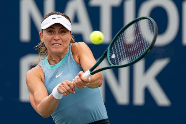 TORONTO, ON - AUGUST 08: Paula Badosa of Spain hits a shot during her second round match of the National Bank Open, part of the WTA, Tennis Damen Tour, at Sobeys Stadium on August 8, 2024 in Toronto, Canada. (Photo by Julian Avram Icon Sportswire) TENNIS: AUG 08 National Bank Open EDITORIAL USE ONLY Icon2408080328