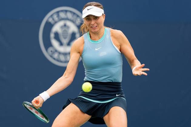 TORONTO, ON - AUGUST 08: Paula Badosa of Spain hits a shot during her second round match of the National Bank Open, part of the WTA, Tennis Damen Tour, at Sobeys Stadium on August 8, 2024 in Toronto, Canada. (Photo by Julian Avram Icon Sportswire) TENNIS: AUG 08 National Bank Open EDITORIAL USE ONLY Icon2408080349