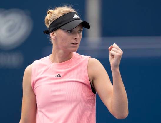 August 8, 2024, Toronto, On, Canada: Ashlyn Krueger of the USA pumps her fist after winning the first set against Leylah Annie Fernandez of Canada at the National Bank Open in Toronto on Thursday August 8, 2024. Canada News - August 8, 2024  - ZUMAc35_ 20240808_zaf_c35_126 Copyright: xFrankxGunnx