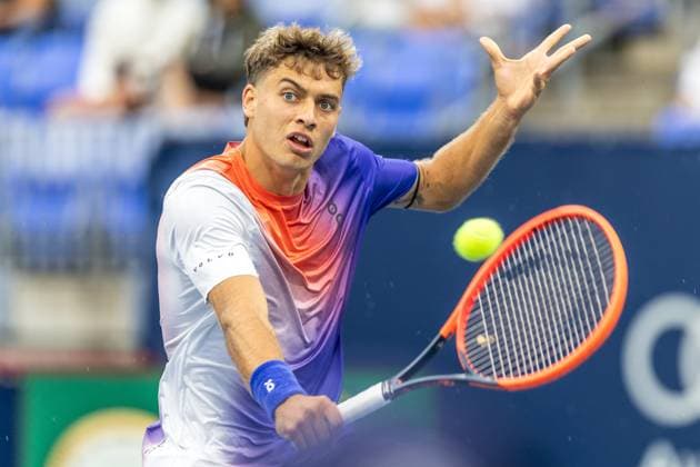 August 8, 2024, Montreal, Quebec, Canada: FLAVIO COBOLLI from Italia returning ball in first set against Arthur Rinderknech from France in second round of Canadian Open at IGA Stadium in Montreal, Quebec, Canada Montreal Canada - ZUMAl189 20240808_zsp_l189_086 Copyright: xYannickxLegarex
