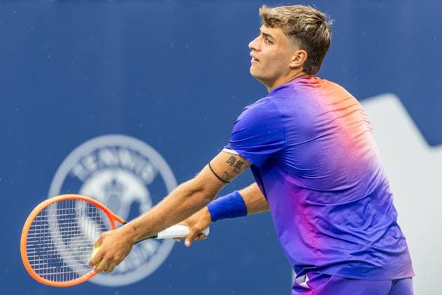 August 8, 2024, Montreal, Quebec, Canada: FLAVIO COBOLLI from Italia serving in first set against Arthur Rinderknech from France in second round of Canadian Open at IGA Stadium in Montreal, Quebec, Canada Montreal Canada - ZUMAl189 20240808_zsp_l189_087 Copyright: xYannickxLegarex