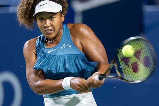 TORONTO, ON - AUGUST 08: Naomi Osaka of Japan hits a shot during her second round match of the National Bank Open, part of the WTA, Tennis Damen Tour, at Sobeys Stadium on August 8, 2024 in Toronto, Canada. (Photo by Julian Avram Icon Sportswire) TENNIS: AUG 08 National Bank Open EDITORIAL USE ONLY Icon2408080477