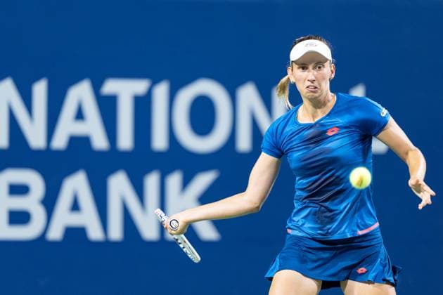 TORONTO, ON - AUGUST 08: Elise Mertens of Belgium hits a shot during her second round match of the National Bank Open, part of the WTA, Tennis Damen Tour, at Sobeys Stadium on August 8, 2024 in Toronto, Canada. (Photo by Julian Avram Icon Sportswire) TENNIS: AUG 08 National Bank Open EDITORIAL USE ONLY Icon2408080503