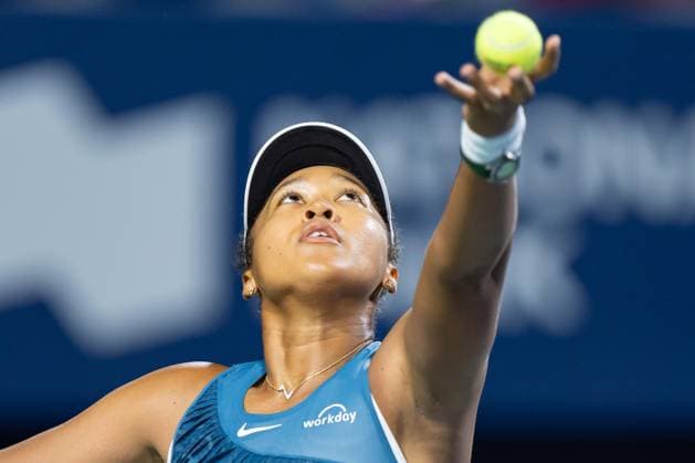 TORONTO, ON - AUGUST 08: Naomi Osaka of Japan serves during her second round match of the National Bank Open, part of the WTA, Tennis Damen Tour, at Sobeys Stadium on August 8, 2024 in Toronto, Canada. (Photo by Julian Avram Icon Sportswire) TENNIS: AUG 08 National Bank Open EDITORIAL USE ONLY Icon2408080510