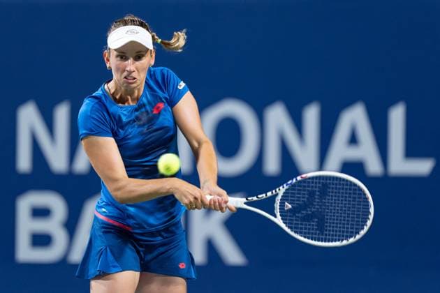 TORONTO, ON - AUGUST 08: Elise Mertens of Belgium hits a shot during her second round match of the National Bank Open, part of the WTA, Tennis Damen Tour, at Sobeys Stadium on August 8, 2024 in Toronto, Canada. (Photo by Julian Avram Icon Sportswire) TENNIS: AUG 08 National Bank Open EDITORIAL USE ONLY Icon2408080515