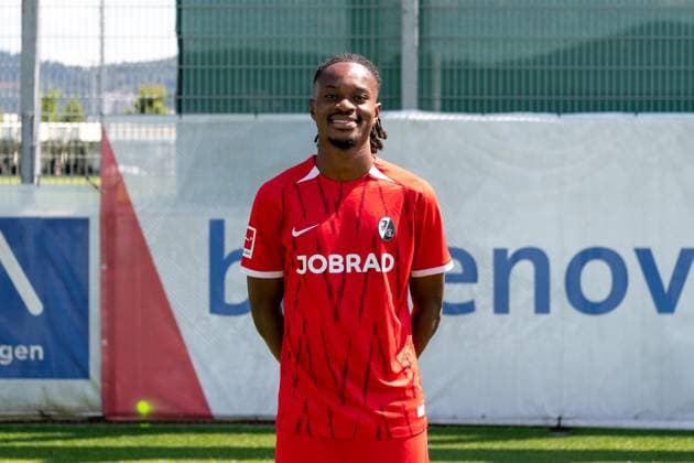 Jordy Makengo SC Freiburg, 33 GER, SC Freiburg, 1 BL, portrait date 2024 2025, 08 08 2024, GER, SC Freiburg, 1 BL, portrait date 2024 2025, 08 08 2024 Freiburg Copyright: xEibner-Pressefoto WolfgangxFrankx EP_WFK