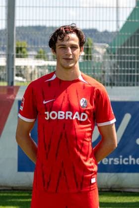 Merlin Roehl SC Freiburg, 34 GER, SC Freiburg, 1 BL, portrait date 2024 2025, 08 08 2024, GER, SC Freiburg, 1 BL, portrait date 2024 2025, 08 08 2024 Freiburg Copyright: xEibner-Pressefoto WolfgangxFrankx EP_WFK