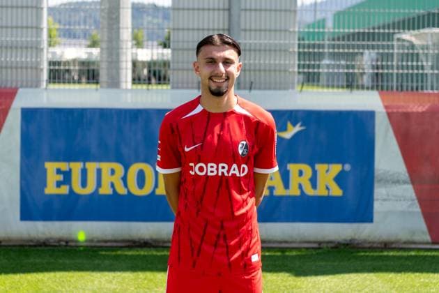 Berkay Yilmaz SC Freiburg, 39 GER, SC Freiburg, 1 BL, portrait date 2024 2025, 08 08 2024, GER, SC Freiburg, 1 BL, portrait date 2024 2025, 08 08 2024 Freiburg Copyright: xEibner-Pressefoto WolfgangxFrankx EP_WFK