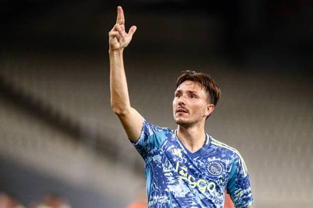 2024-08-08 Panathinaikos FC v AFC Ajax - Europa League Qualifier Third Round - 1st leg ATHENS, NETHERLANDS - AUGUST 8: Steven Berghuis of AFC Ajax celebrates the first goal during the Europa League Qualifier Third Round - 1st leg match between Panathinaikos FC and AFC Ajax at Olympic Stadium Spyridon Louis on August 8, 2024 in Athens, Netherlands. Athens Olympic Stadium Spyridon Louis Netherlands Content not available for redistribution in The Netherlands directly or indirectly through any third parties. Copyright: xx