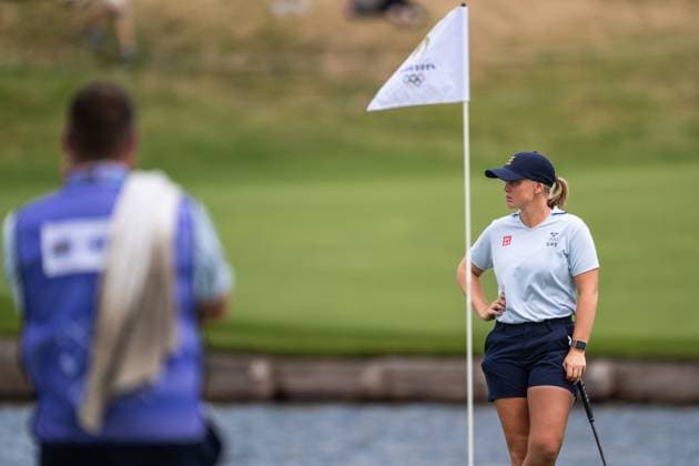 240809 Maja Stark of Sweden competes in women s individual golf round 3 during day 14 of the Paris 2024 Olympic Games on August 9, 2024 in Paris Photo Ludvig Thunman BILDBYRAN code LT LT0665 golf olympic games olympics os ol olympiska spel olympiske leker paris 2024 paris os paris ol 14 bbeng sweden sverige  Copyright: LUDVIGxTHUNMAN BB240809LT046