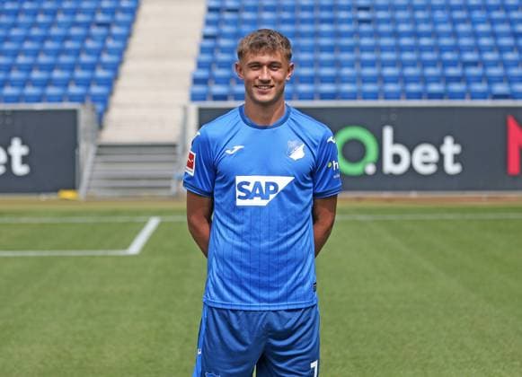 Tom Bischof , TSG 1899 Hoffenheim Porträttermin TSG 1899 Hoffenheim 2024 2025 Sinsheim, GER, 07 08 2024 ,Soccer 1 Bundesliga 2024 2025 Editorial use only
