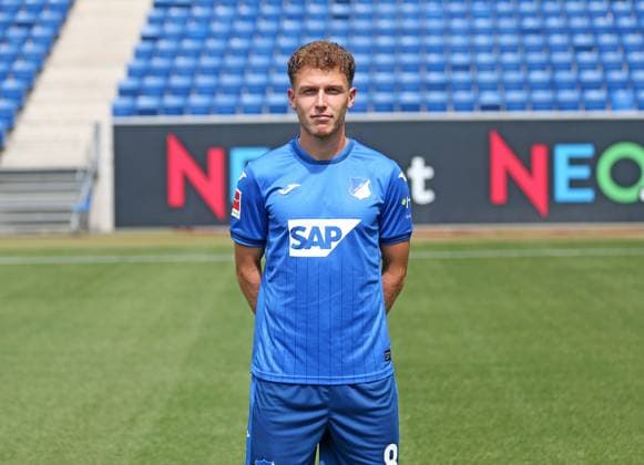 Dennis Geiger , TSG 1899 Hoffenheim Portrait appointment TSG 1899 Hoffenheim 2024 2025 Sinsheim, GER, 07 08 2024 ,Soccer 1 Bundesliga 2024 2025 Editorial use only