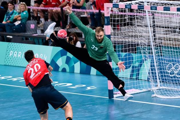Paris, France Handball Olympia Men Semifinal Germany Spain Goalkeeper Andreas Wolff Germany stops the last throw of Abel Serdio Guntin Spain Lille Stade Pierre Mauroy France