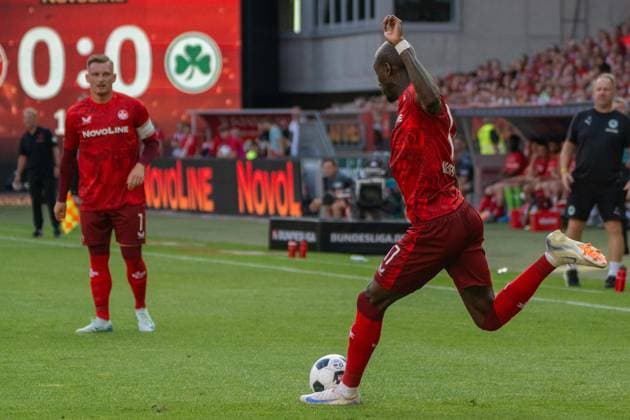 09 08 2024, xhfmx, Soccer 2 Bundesliga, 1 FC Kaiserslautern SpVgg Greuther Fürth emspor, v l Marlon Ritter 1 FC Kaiserslautern , Aaron Opoku 1 FC Kaiserslautern DFL DFB REGULATIONS PROHIBIT ANY USE OF PHOTOGRAPHS as IMAGE SEQUENCES and or QUASI VIDEO Kaiserslautern