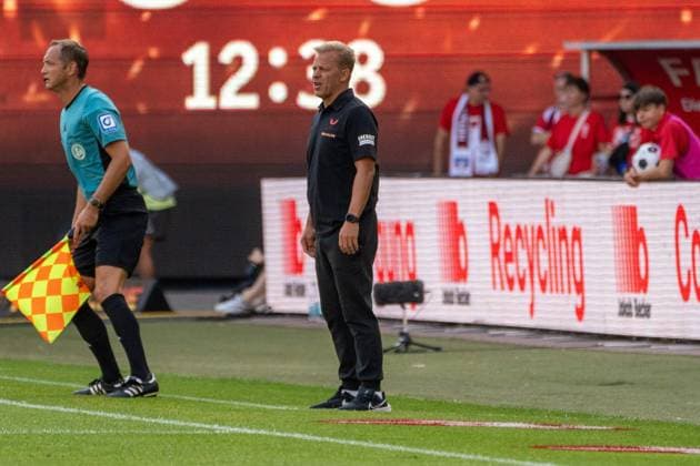 09 08 2024, xhfmx, Soccer 2 Bundesliga, 1 FC Kaiserslautern SpVgg Greuther Fürth emspor, Markus Anfang Head Coach 1 FC Kaiserslautern DFL DFB REGULATIONS PROHIBIT ANY USE OF PHOTOGRAPHS as IMAGE SEQUENCES and or QUASI VIDEO Kaiserslautern