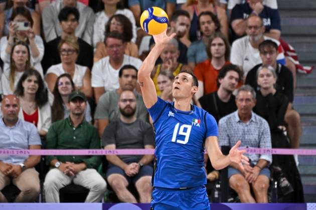 Roberto Russo (Italy), during Men s Volleyball game for third place between Italy and United states, during the Olympic Games, Olympische Spiele, Olympia, OS Paris 2024 JO 2024 : VOLLEYBALL - Italie Vs Etats Unis - 3eme place - Jeux Olympiques 2024 - Paris2024 - 09 08 2024 DPPI Panoramic 