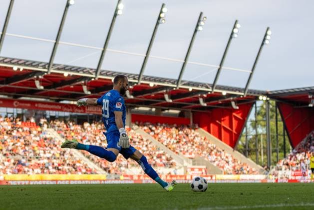 09 08 2024, Football, GER, Season, 2 Liga, Season 2024 2025, SSV Jahn Regensburg SSV Ulm 1846 Soccer Christian Ortag Ulm DFL REGULATIONS PROHIBIT ANY USE OF PHOTOGRAPHS AS IMAGE SEQUENCES AND OR QUASI VIDEO Regensburg Bavaria Germany Jahnstadion Regensburg