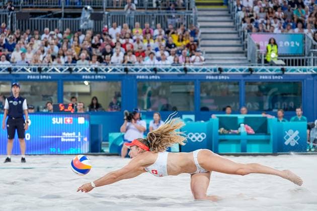 PARIS, FRANCE AUGUST 9 Nina Brunner of Switzerland jumps for the ball during the Women s Bronze Medal Match between Australia and Switzerland on day fourteen of the Olympic Games Paris 2024 at Stade Eiffel Champ de Mars on August 9, 2024 in Paris, France Paris France Copyright: xJustPictures.ch DanielaxPorcellix jp-en-EuSpIm-20240809-_DP21425