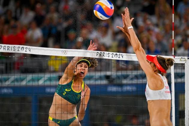 Olympic Games Beach Volleyball Paris 09 08 2024 Bronze medal match, women, AUS vs SUI Taliqua Clancey 2, AUS vs Tanja Hueberli, Copyright: xBEAUTIFULxSPORTS TomxBlochx