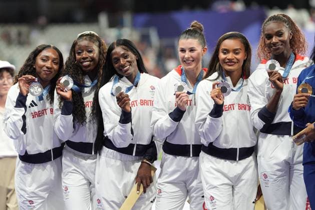 Great Britain win silver in the Women s 4x 100m Relay Paris 2024 Olympic Games, Olympische Spiele, Olympia, OS Day Fourteen, Paris, France - 09 Aug 2024  Copyright: xDavexWinter Shutterstockx 14622994ki