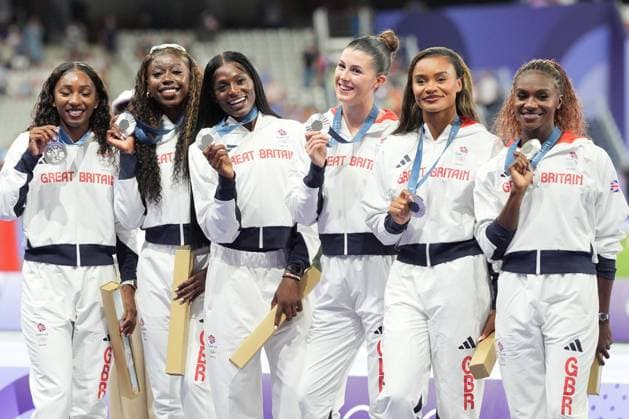 Great Britain win silver in the Women s 4x 100m Relay Paris 2024 Olympic Games, Olympische Spiele, Olympia, OS Day Fourteen, Paris, France - 09 Aug 2024  Copyright: xDavexWinter Shutterstockx 14622994kk