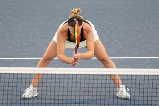 Sport Bilder des Tages August 9, 2024, Toronto, On, CAN: Gabriela Dabrowski of Canada readies herself for a return as she, and doubles partner Erin Routliffe of Australia play against Magda Linette of Poland and Peyton Stearns of the United States at the National Bank Open in Toronto on Friday, August 9, 2024. Gabriela Dabrowski  - ZUMAc35_ 20240809_zaf_c35_225 Copyright: xChrisxYoungx