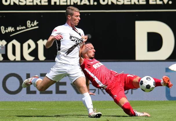 10 08 2024, xmohx, Soccer 2 Bundesliga, SV Elversberg 1 FC Köln emspor, v l Florian Le Joncour Elversberg , Leart Pacaqarada Köln DFL DFB REGULATIONS PROHIBIT ANY USE OF PHOTOGRAPHS as IMAGE SEQUENCES and or QUASI VIDEO Elversberg
