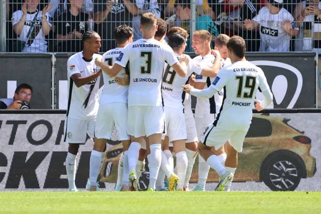 10 08 2024, Soccer, Men, 2 Bundesliga, Season 2024 2025, SV 07 Elversberg 1 FC Köln, Goal celebration to 1 1, Goalscorer Fisnik Asllani SV 07 Elversberg Elversberg Ursapharm Arena an der Kaiserlinde Saarland Germany EN Copyright: xSebastianxBachx