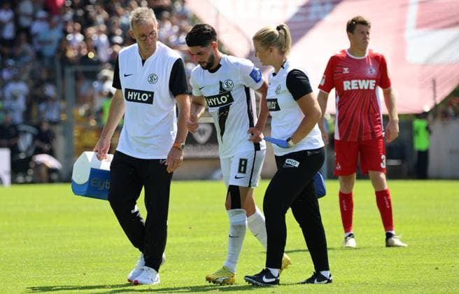10 08 2024, Football, Men, 2 Bundesliga, Season 2024 2025, SV 07 Elversberg 1 FC Köln, Semih Sahin SV 07 Elversberg injured Elversberg Ursapharm Arena an der Kaiserlinde Saarland Germany EN Copyright: xSebastianxBachx