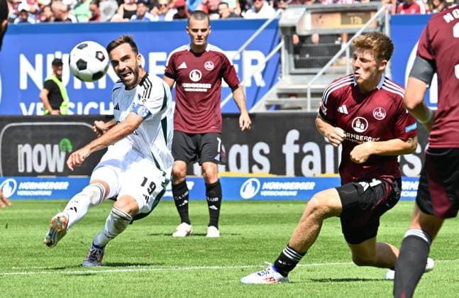10 08 2024 Soccer Season 2024 2025 2 Soccer Bundesliga 02 Matchday 1 FC Nuremberg FCN Club FC Schalke 04 S04 Knappen Sportfoto Zink xwoxzix DFL regulations prohibit any use of photographs as image sequences and or quasi video only for editorial use Kenan Karaman 19, FC Schalke 04 S04 Finn Jeltsch 4, 1 FC Nuremberg FCN
