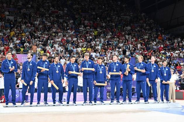 Team USA, volleyball, men’s finall during the Olympic Games, Olympische Spiele, Olympia, OS Paris 2024 JO 2024 : VOLLEYBALL - France vs Pologne - Finale hommes - Jeux Olympiques 2024 - Paris2024 - Paris - 10 08 2024 DPPI Panoramic 