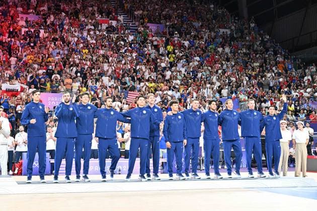 Team USA, volleyball, men’s finall during the Olympic Games, Olympische Spiele, Olympia, OS Paris 2024 JO 2024 : VOLLEYBALL - France vs Pologne - Finale hommes - Jeux Olympiques 2024 - Paris2024 - Paris - 10 08 2024 DPPI Panoramic 