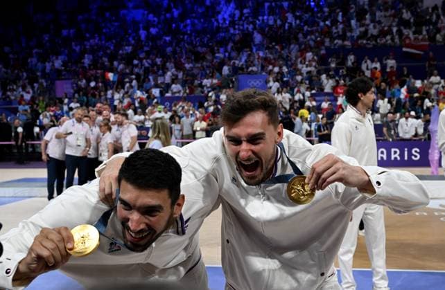 JEUX OLYMPIQUES PARIS 2024 - FRANCE - POLOGNE PHOTOPQR OUEST FRANCE Stéphane Geufroi ; Paris ; 10 08 2024 ; JEUX OLYMPIQUES - PARIS 2024 VOLLEY BALL - FINALE France - Pologne Les Bleus ont écrasé la Pologne en finale (25-19, 25-20, 25-23) et sont médaille d or- The Paris 2024 Summer Olympic Games, Olympische Spiele, Olympia, OS (Jul 26-Aug 11, 2024). finale of volley ball France vs Poland Paris France  Copyright: xPHOTOPQR OUESTxFRANCE MAXPPPxStéphanexGeufroix 20240810OFR9166 20240810OFR9166