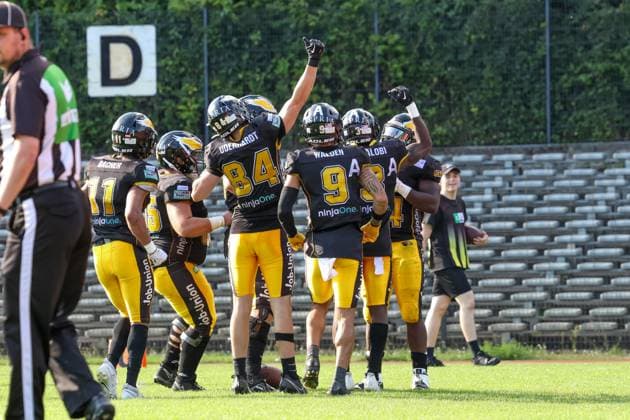 Filip Uderhardt Berlin Adler, 84 is happy with the team, about the Tochdown,Berlin Adler vs Potsdam Royals, American Football, GFL, 2024, Season, 10 08 2024, Berlin Berlin Land Copyright: xFootxBowl ThomasxSobotzkix